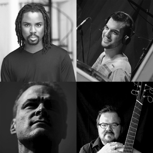 亚洲国产偷自拍
