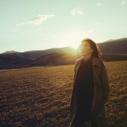 亚洲国产偷自拍
